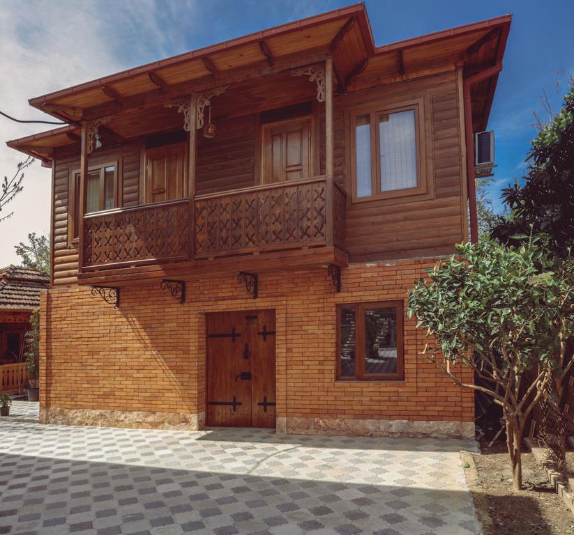 Casa De Khasia Zugdidi ภายนอก รูปภาพ